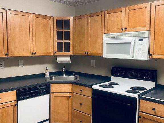 3rd image of 11723 Karbon Hill Ct APT T3