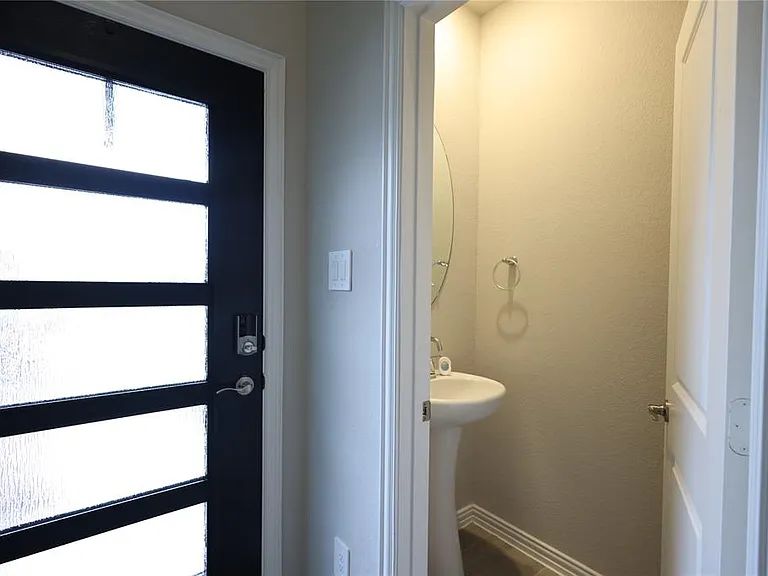 3815 Cisco Dr — Photo 16