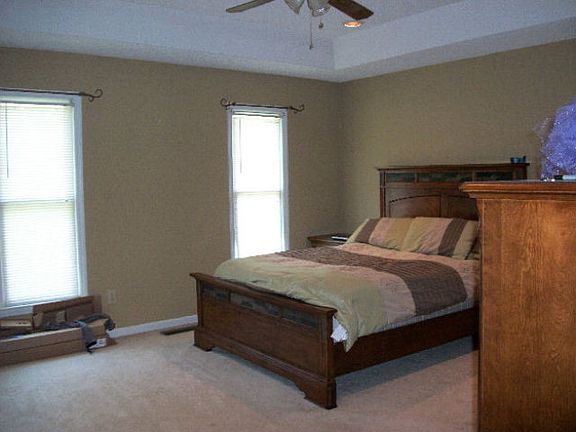 5th image of 1842 Singletree Ln