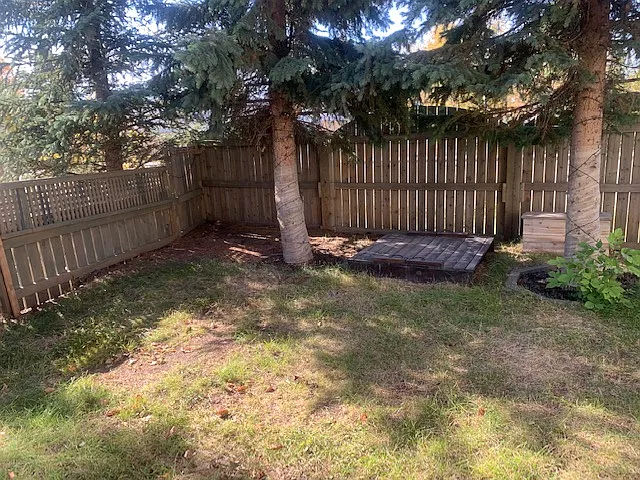 9516 - 103 Avenue Unit B — Photo 3