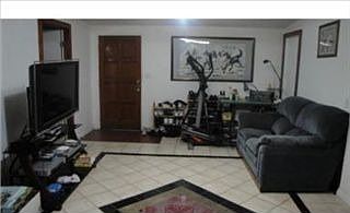 4th image of 16340 Kennard St