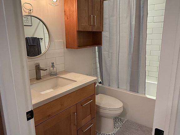 4th image of 6202 51st Ave NE