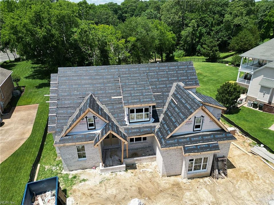 1st image of 325 Tindalls Ct