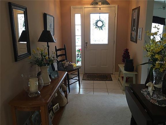 2nd image of 3822 Doune Way