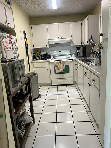 2735 W 52nd St #502 Photo 1