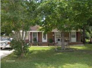 303 Laurel Ave, Goose Creek, SC 29445