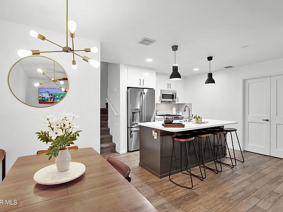 3rd image of 4200 Camelot Heights Dr #1