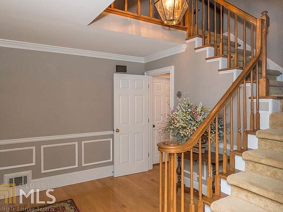 4th image of 4187 Richmond Ct
