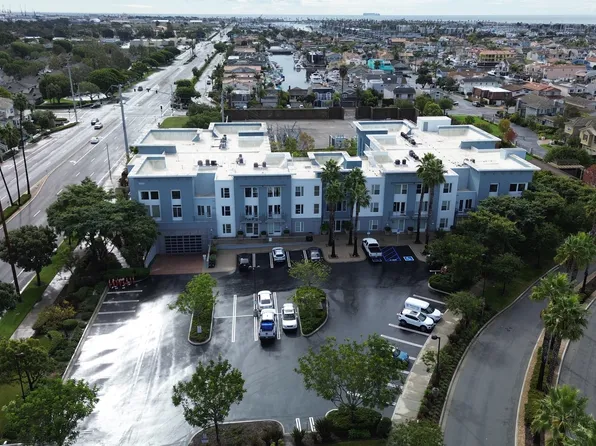 1901 Victoria Ave #105, Oxnard, CA 93035