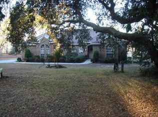 9207 Soldier Creek Rd, Lillian, AL 36549