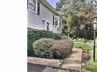 798 Longstreth Rd, Warminster, PA 18974