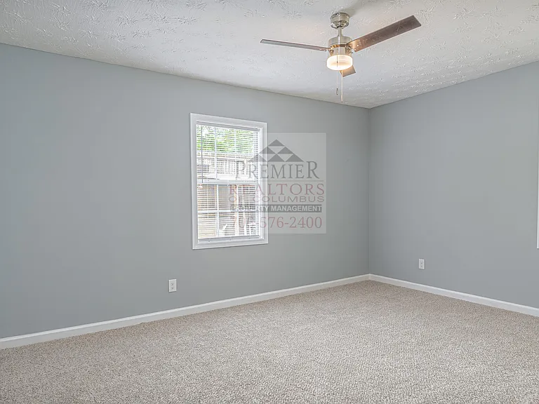 5724 Sanford Ave — Photo 16
