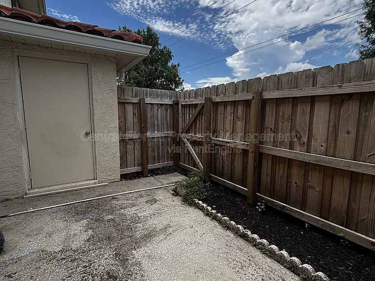 1627 Long Ridge Ct #1 — Photo 23