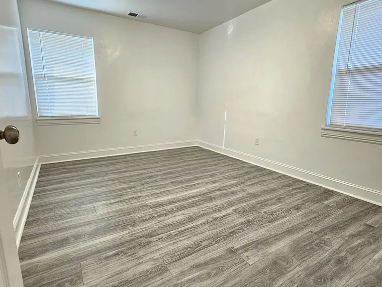 2069 Solano Way — Photo 8