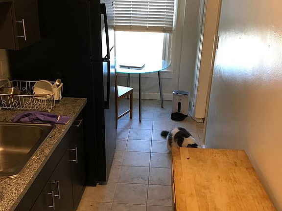 5th image of 314 S Alexandria Ave