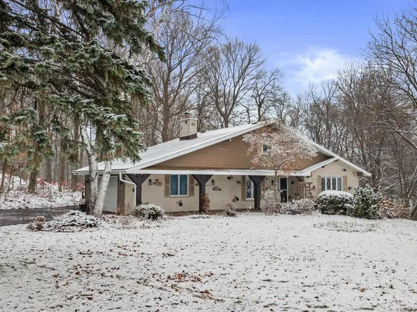 N76W22140 Cherry Hill ROAD, Lisbon, WI 53089