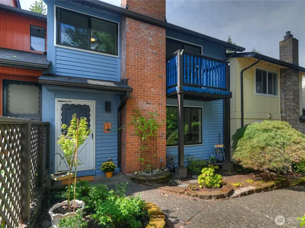 1801 Evergreen Park Court SW #10, Olympia, WA 98502