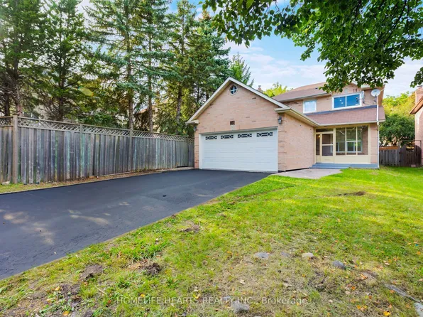 36 Lachlan Dr, Ajax, ON L1T 1N6