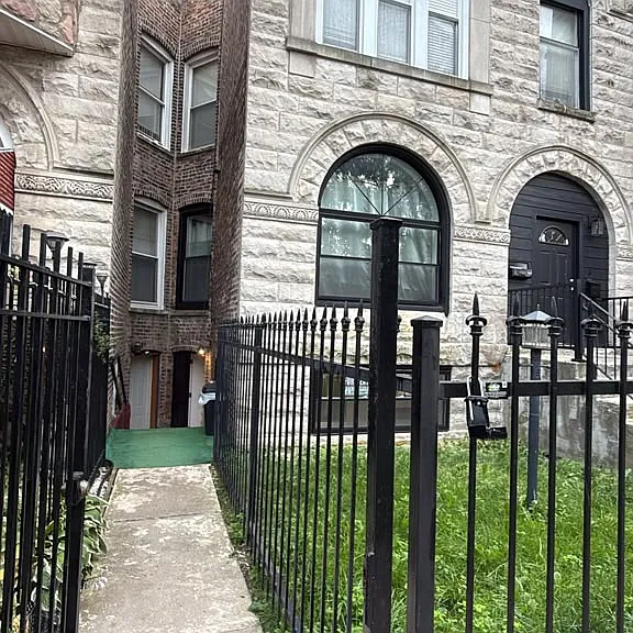3261 W Fulton Blvd #G — Photo 3