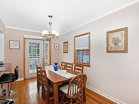5th image of 63-12 72nd St