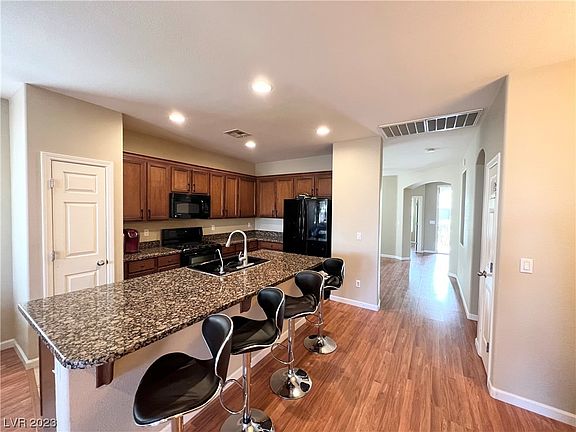 5th image of 10340 Kadumba St
