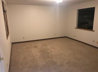 23 Main St, The Plains, OH 45780