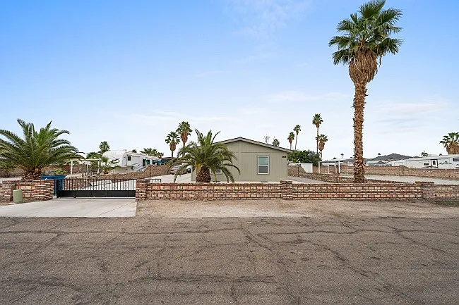 12642 E Brenda Dr — Photo 1