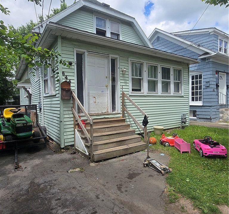 1st image of 644 Lasalle Ave