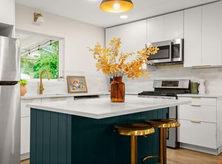 4604 S 1st St, Austin, TX 78745