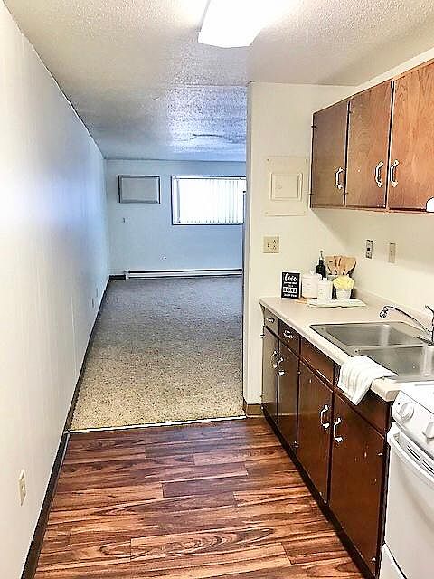 1st image of 202 6th Ave N #323