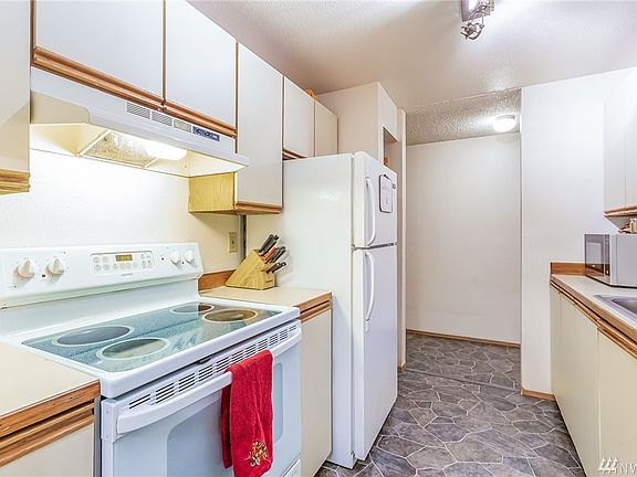 5th image of 1231 SW 132nd Ln APT 1022