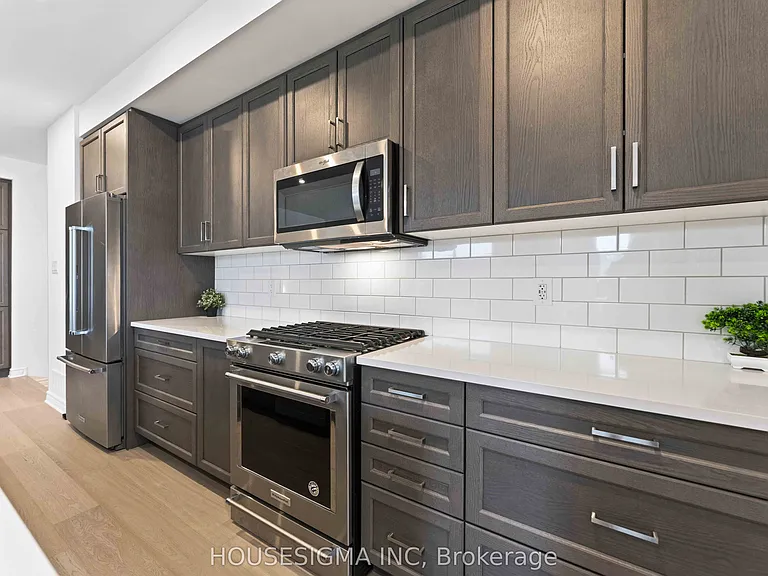 126 Lumen Pl — Photo 11