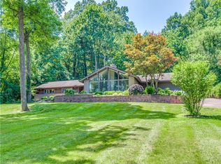 545 Hampshire Rd, Akron, OH 44313