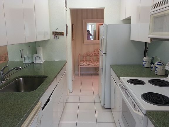 5th image of 12 Old Mamaroneck Rd APT 4C