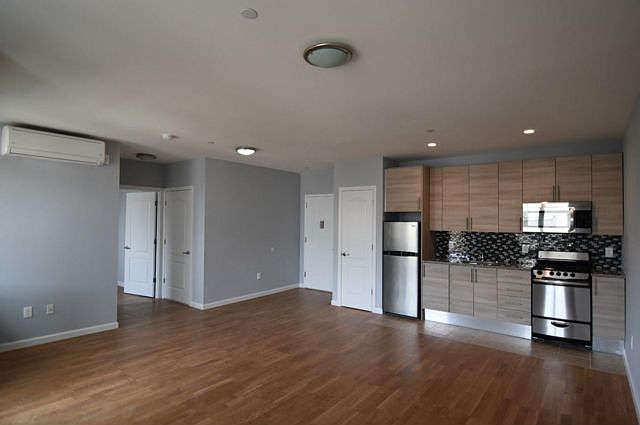 1st image of 422 Ocean View Ave APT 301