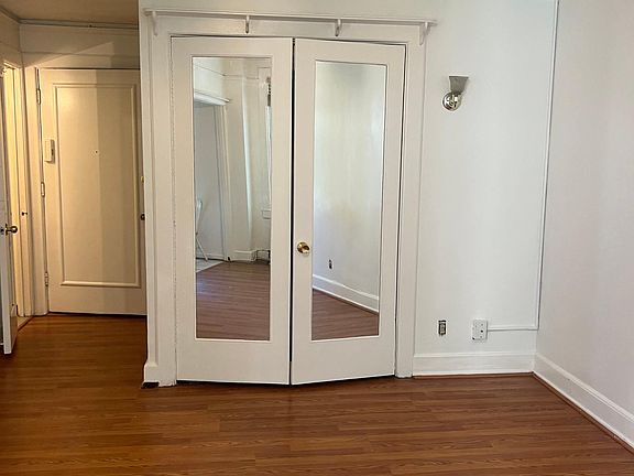 4th image of 455 E Ocean Blvd APT 315
