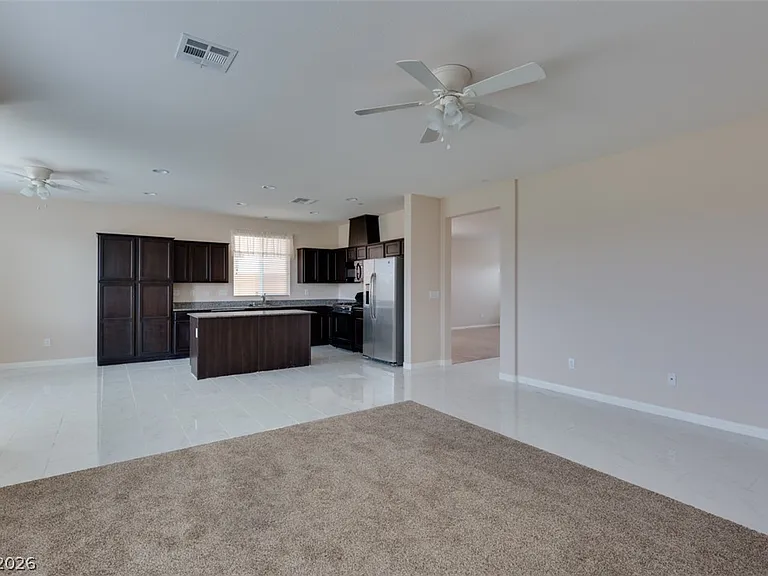 85 Avenza Dr — Photo 9