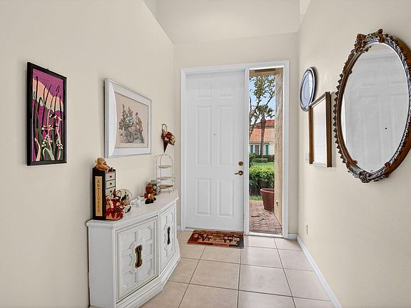5th image of 6276 Heliconia Road