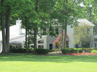 1712 N Vernon Rd, Fredonia, PA 16124