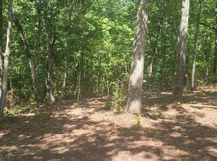 94 Chinkapin Rd, Holladay, TN 38341