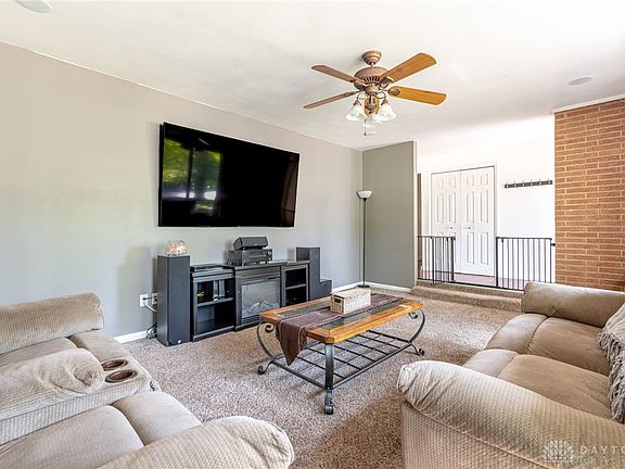 5th image of 4130 Beechwood Dr