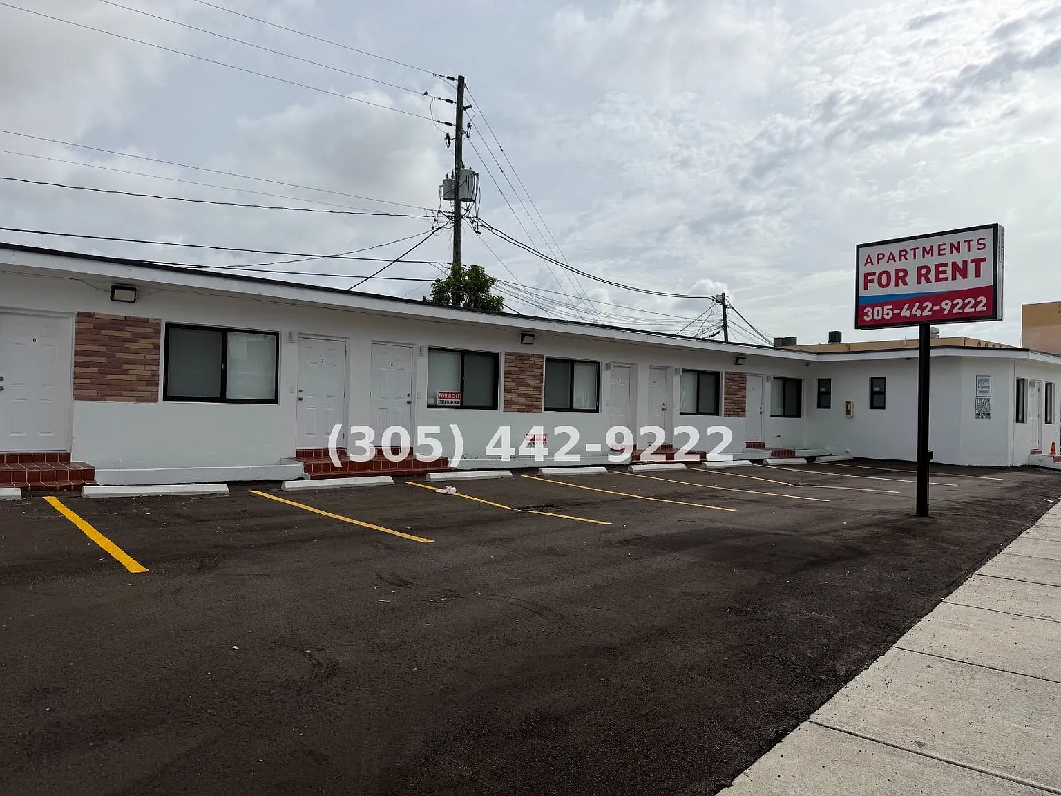 Studio, 350 sqft, $1,400 — Photo 2