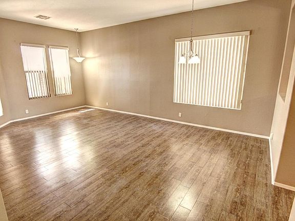 5th image of 10524 E Florian Ave