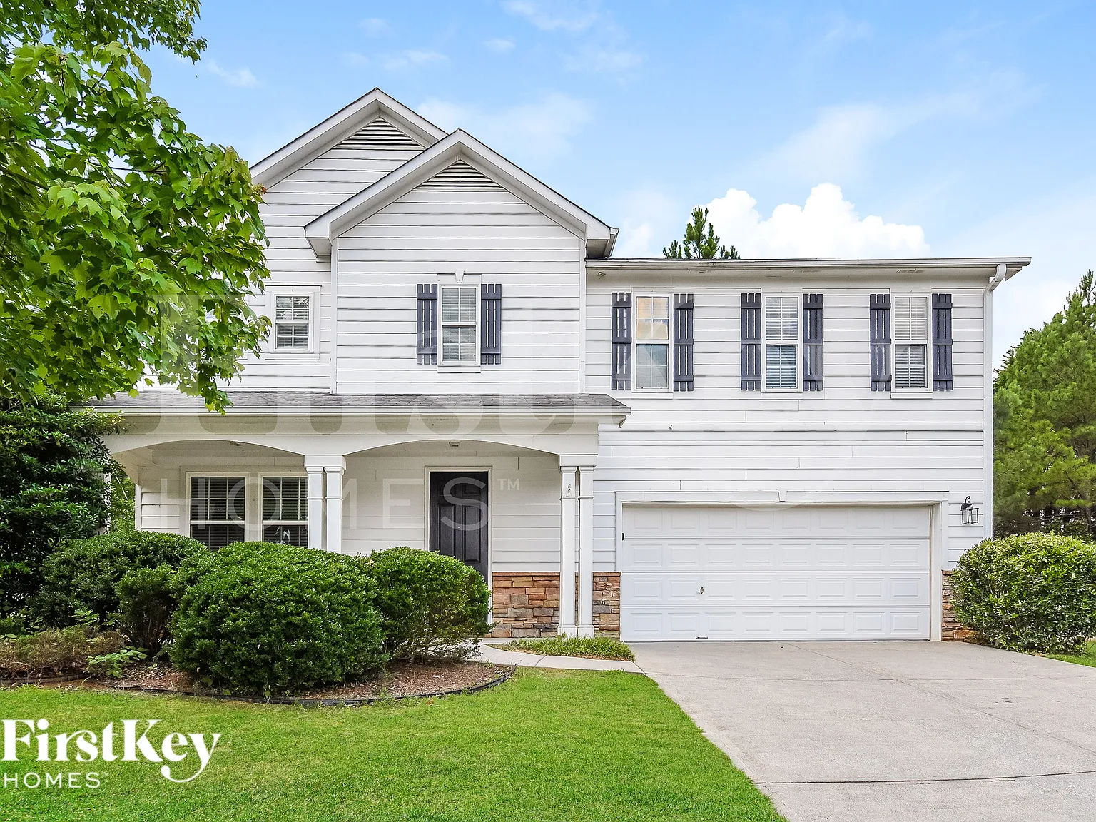 4 bed, 2.5 bath, 3540 sqft, $2,220 — Photo 1