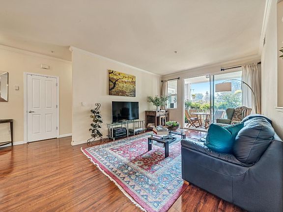 4th image of 1982 W Bayshore Rd APT 127