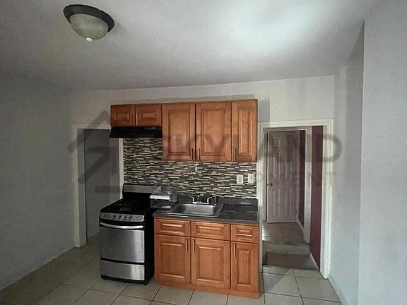 3rd image of 1533 N Redfield Street # Fl 2nd