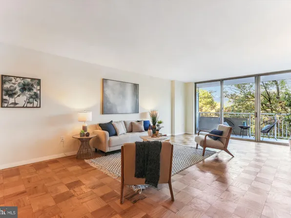 3001 Veazey Ter NW APT 722, Washington, DC 20008