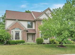 118 E Columbine Ln, Westfield, IN 46074