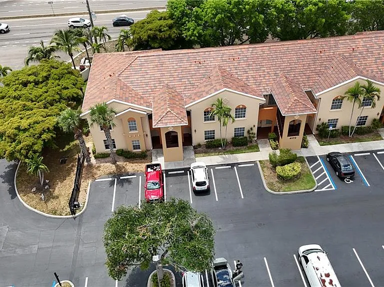 4172 Castilla Cir #101 — Photo 4
