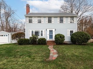 32 Norman Rd, South Hamilton, MA 01982